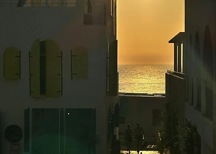 Nancys Seaside Loft, Santorini شقة *